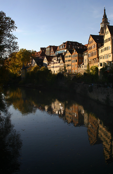 wasserwerfer büro im schönen Tübingen